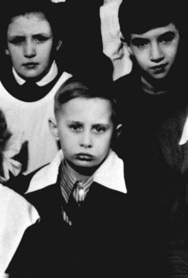 A look deep into the past - Photos of young Vladimir Putin ...