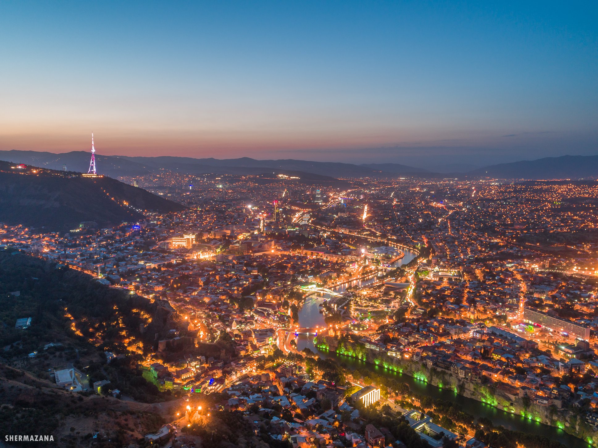 Tbilisi at night seems so romantic and attractive - GeorgianJournal