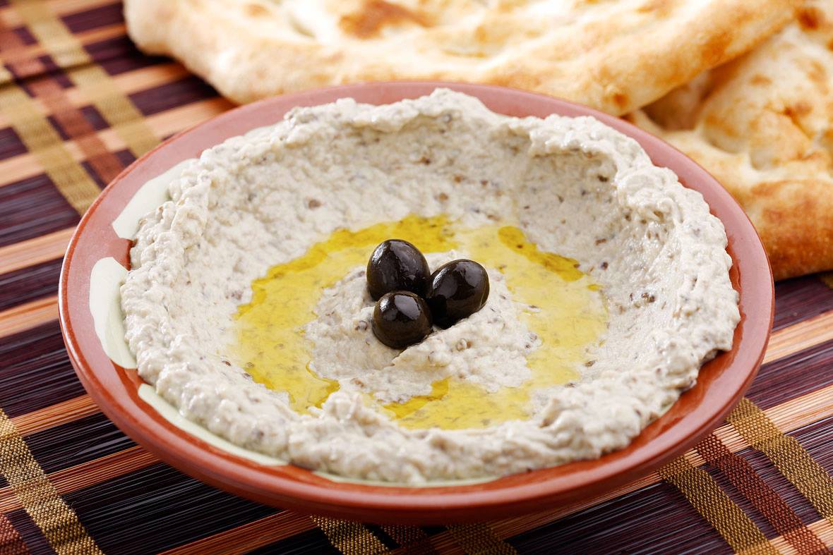 Баклажаны мутабаль. Мутабаль delta. Бабагануш. Мутабаль. Мутабаль.