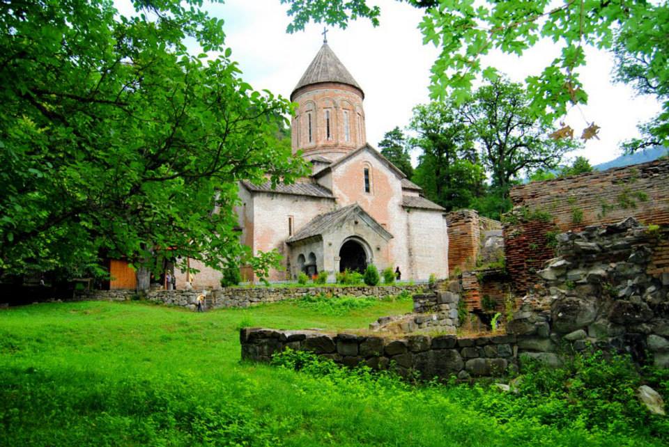 Explore Borjomi and its nearby landmarks - GeorgianJournal
