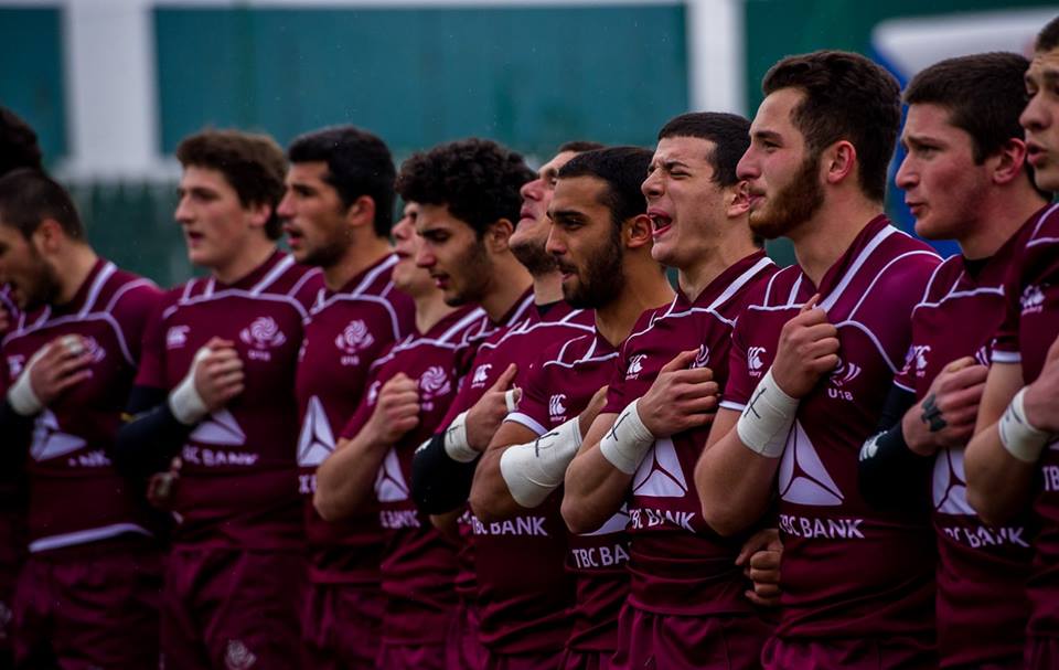 Young Rugby Team wins European Championship by defeating