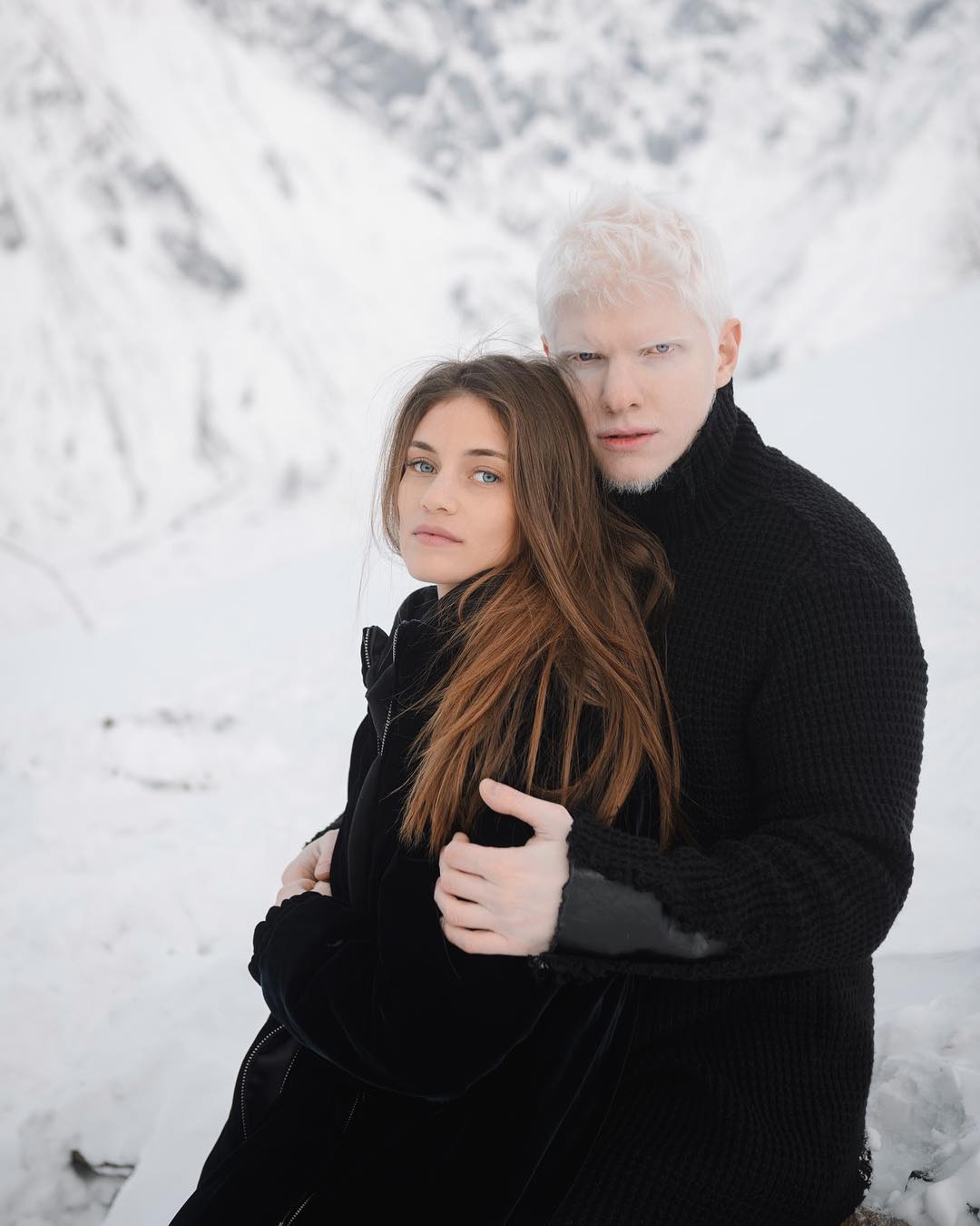 Bera and Nanuka Gudavadze - Photo session in Kazbegi - GeorgianJournal