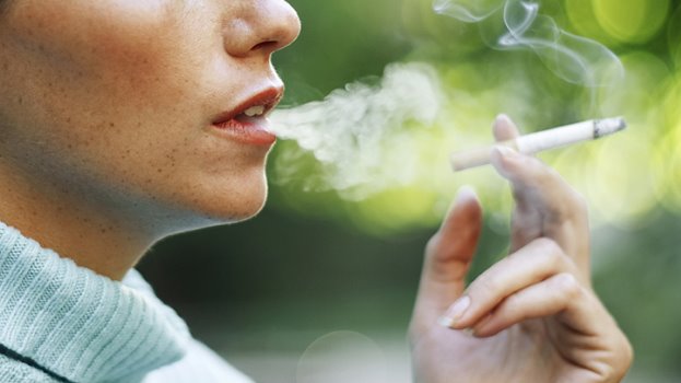does cigarette smoke rise Tobacco smoking