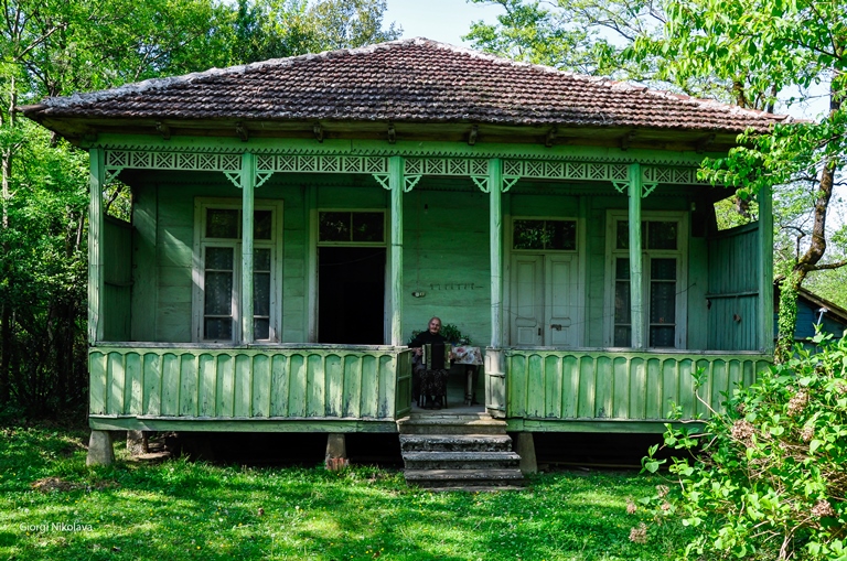 Ravishing Colchian Oda Houses on the verge of disappearing and ...